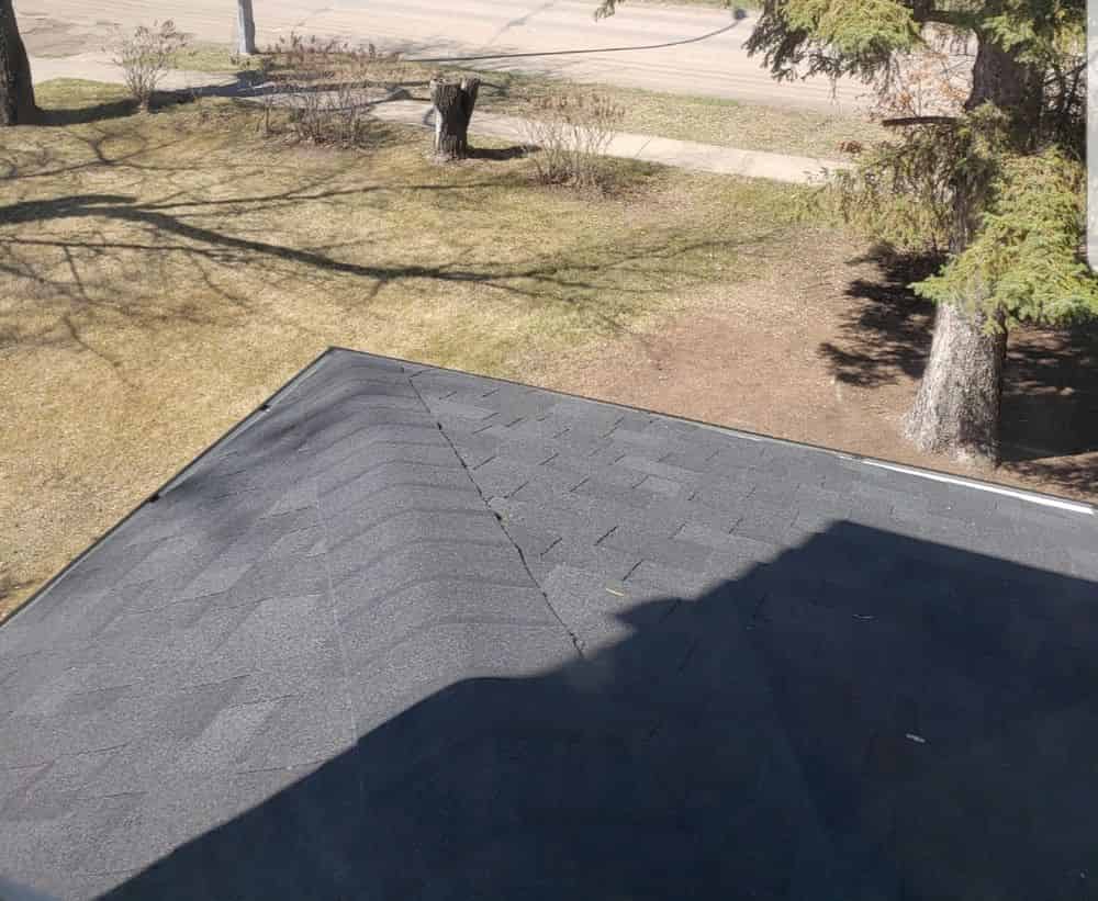 Seamless Eavestroughing image